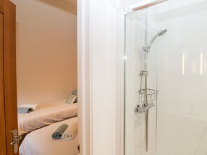 Shower - The Milking Parlour, Cranbrook (Cranbrook)