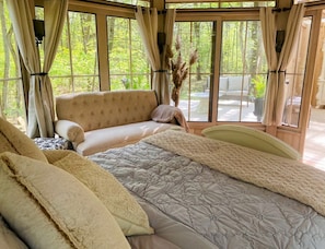 1 habitación y ropa de cama