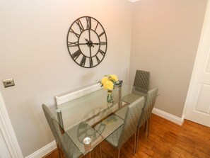 Dining - Seashells, Tenby, Pembrokeshire (Tenby)