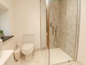 Shower - Sunday Cottage nr North Tawton (Okehampton)