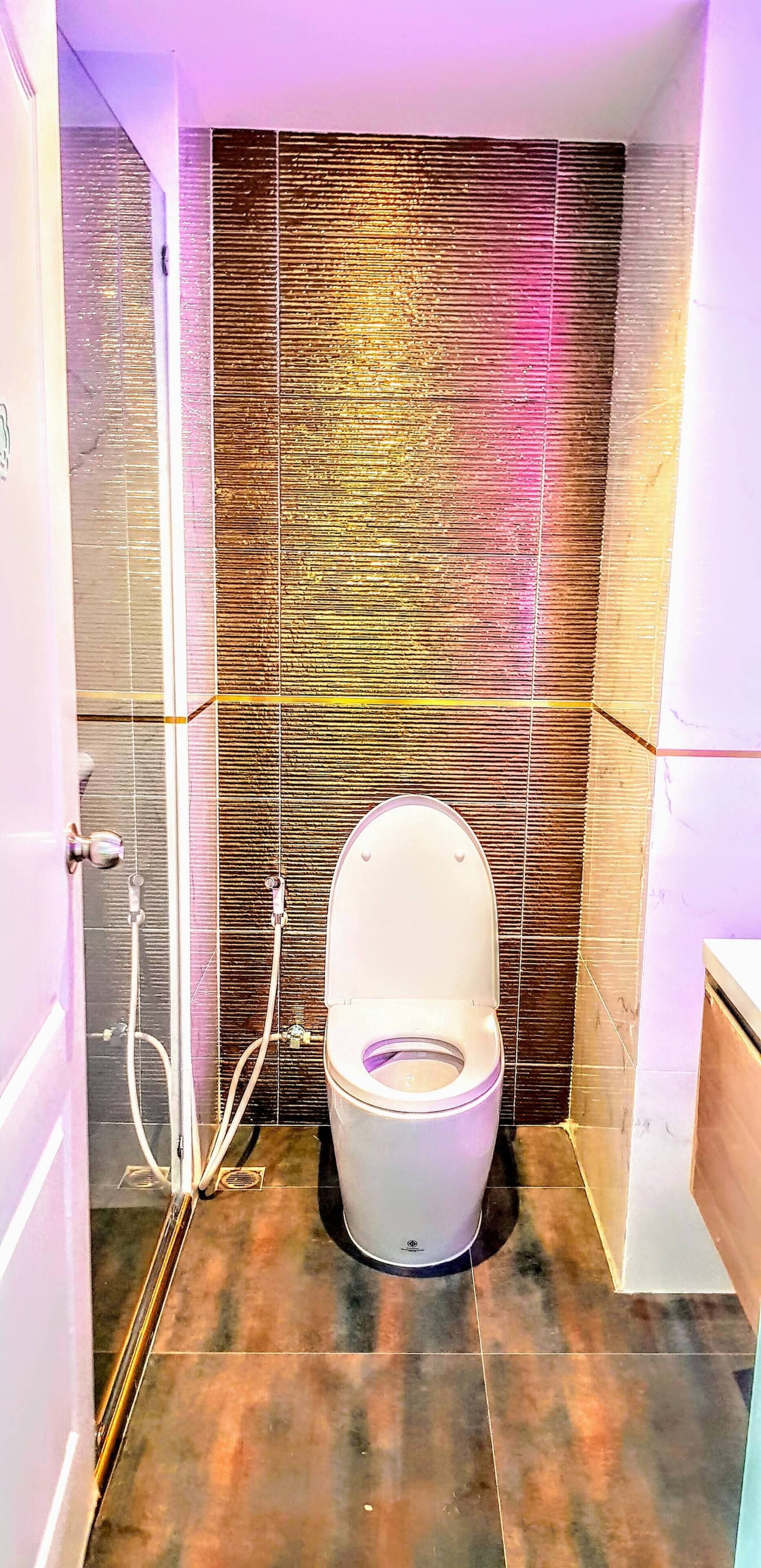 Room, 1 Bedroom, Accessible, Patio | Bathroom