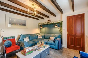 Living area - Smithy House, Kilmartin. 4bed. (Kilmartin)