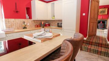 Dishwasher, high chair