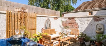 83 Meeting Street, Quorn 2 bed