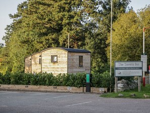 Exterior - Beech, Kemble, Gloucestershire (Cirencester)