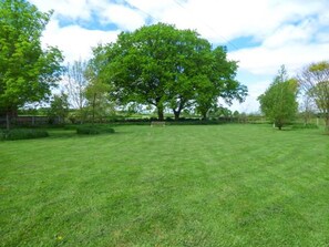 Property grounds - Berringtons Barn, Hinstock (Market Drayton)