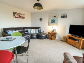 Living area - Beach View, Benllech (Benllech)