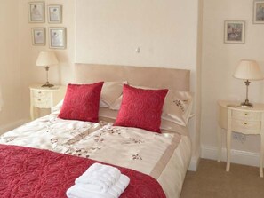 WiFi - Pet-Friendly Elizabeth House in Hornsea (Hornsea)