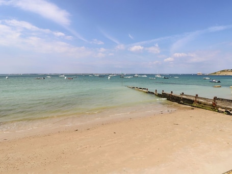ビーチの近く. Morningside, Totland Bay. WiFi