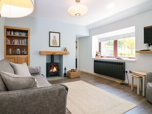 Living area - Charming 2 Tougal Retreat in Mallaig (Mallaig)