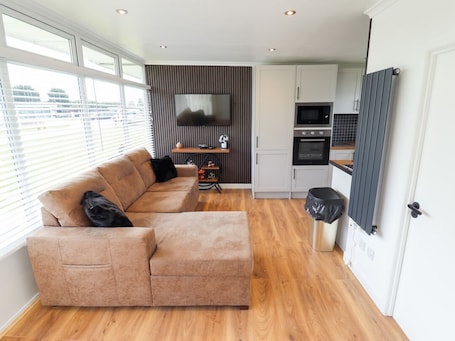 Interior. 66 Cherry Park, Chapel St Leonards