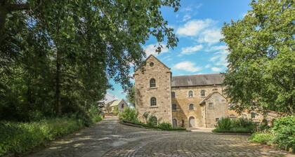 Elmwood: Charming Retreat in Longnor