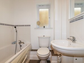 Shower - Flat 2, Newquay, Cornwall (Newquay)