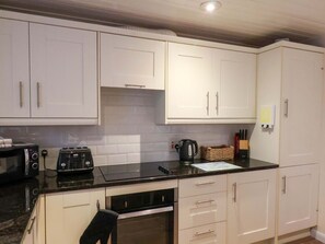 Dishwasher - LA ROCHELLE, 3 bedrooms, family-friendly, Whitby (Whitby)