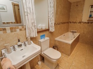 Shower - High Hemmel House, Embleton (Alnwick)