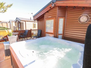 Terrace/patio - 10 Percy Drive, Felton. 2 bed. (Morpeth)