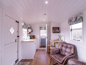 Interior - Bumble's Retreat, Bury St Edmunds (Bury St. Edmunds)