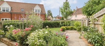 Mulberry Cottage, Hadleigh