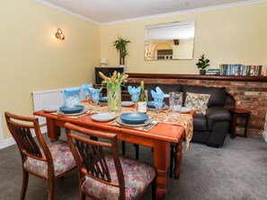 Dining - Millers Cottage in Old Malton. (Malton)