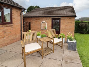 Terrace/patio - Tregarthens, Church Stretton (Church Stretton)
