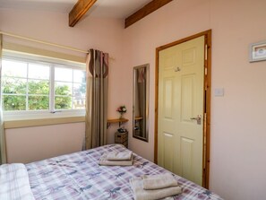 Room - The Nook, Royal Wootton Bassett (Swindon)