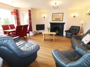 Living area - Leigh Holt, Shepton Mallet (Shepton Mallet)