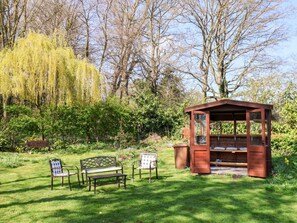 Property grounds - Twitchers' Den, Bridlington (Bridlington)