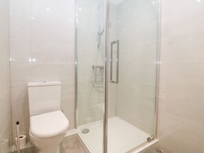 Shower - 11 Min Y Mor, Pwllheli (Pwllheli)