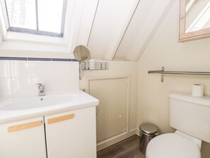 Shower - Blue Bell, Corsham, Wiltshire (Corsham)