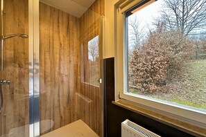 Dusche, Seife, Toilettenpapier