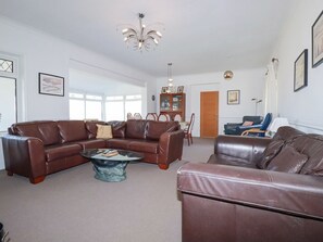 Living area - 1 Atlantic View is in Crantock (Newquay)