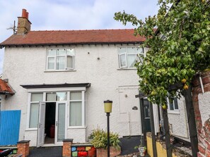 Exterior - Peartree Cottage, Skegness (Skegness)