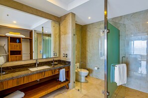 Shower, hair dryer, towels - Inviting waterfront condo with amazing pool, balcony & W/D (Puerto Vallarta)