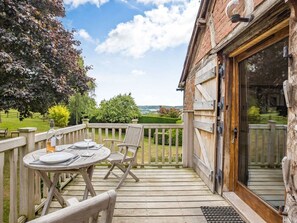 Outdoor dining - The Cider Mill, Westhope, Herefordshire (Hereford)