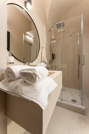 Room, City View | Bathroom