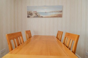 Dining - Echo Beach, Seasalter (Whitstable)