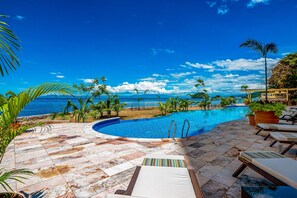 Pool - Luxe 8th-floor condo with endless ocean views, pool, spa & balcony (Puerto Vallarta)