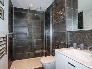 Shower - Porth Beach Villa 9 Longshore, Newquay (Newquay)