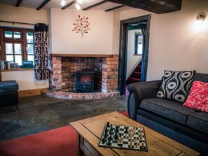 Living area - Brambles Cottage, Malvern (Malvern)