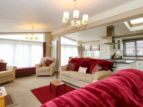 Lodge 26, Fishing Lakes, 2-bed