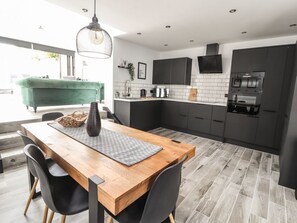 Dining - Charming Ty Coch in Ruthin (Ruthin)