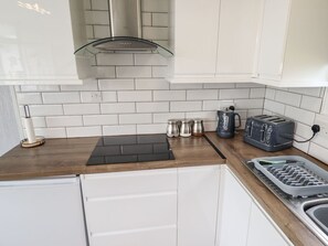 Private kitchen - 39 Cherry Park, Chapel St Leonards (Skegness)