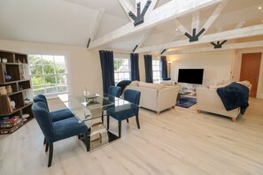 Interior - The Penthouse, Helston (Helston)