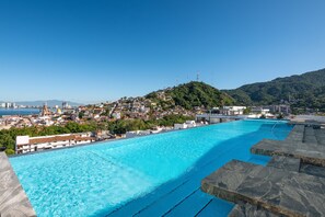 Pool - Modern condo with rooftop pool, gym, & private W/D (Puerto Vallarta)