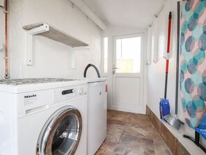 Interior - Harvenna Cottage, Crackington Haven (Bude)