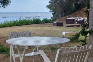 Outdoor dining - Fetovaia Magic Holiday Villa (Campo nell'Elba)
