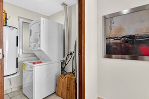 Interior - Stylish oceanview suite with infinity pool, full kitchen & bay-view terrace (Puerto Vallarta)