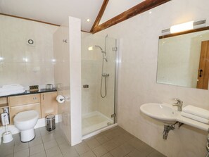 Shower - Beesoni Lodge, Castlemorton (Malvern)