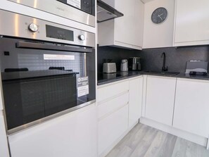 Private kitchen - 4 Willow Grove - Freehold, Talacre (Holywell)