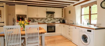 Owl's Nest, South Molton